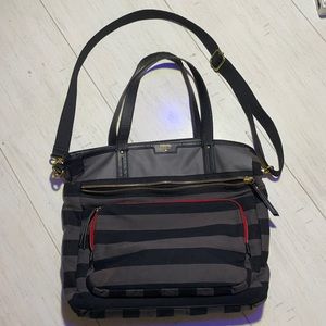 Fossil tote bag